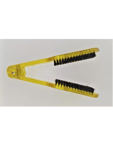 Hair straightening brush - yellow