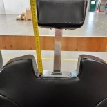 Barber křeslo LEON - lesklá černá