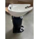 Kadeřnický mycí stojan DROP