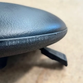 Hairdressing stool MOBY - matt black - Second grade